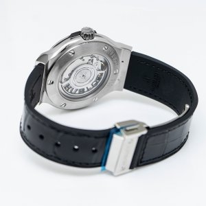 Hublot Classic Fusion Titanium Automatic 38mm