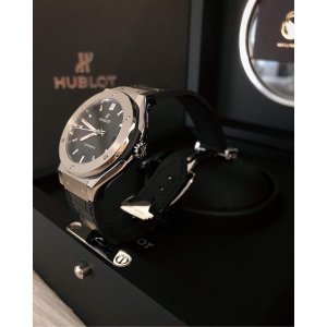 Hublot Classic Fusion Titanium Automatic 38mm