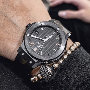 Hublot Classic Fusion 38mm Black Magic Ceramic Carbon 