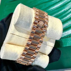 Rolex Lady Datejust 278275 Rose Gold Mop 31mm
