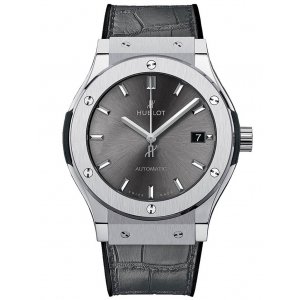 Hublot Classic Fusion Titanium 42mm Grey