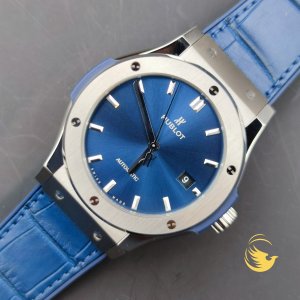 Hublot Classic Fusion Titanium 42mm Blue