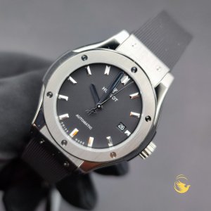 Hublot Classic Fusion 33mm Titanium Black Quartz