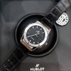 Hublot Classic Fusion Titanium 42mm Black Dây Da