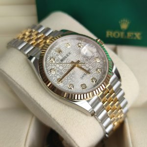 Rolex Datejust 126233 Mặt Vi Tính Cọc Số Kim Cương 36mm