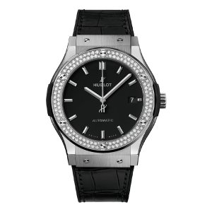 Hublot Classic Fusion 33mm Titanium Diamonds Bezel Dây Da