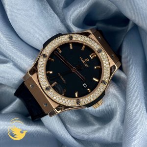 Hublot Classic Fusion 42mm King Gold Diamonds Black